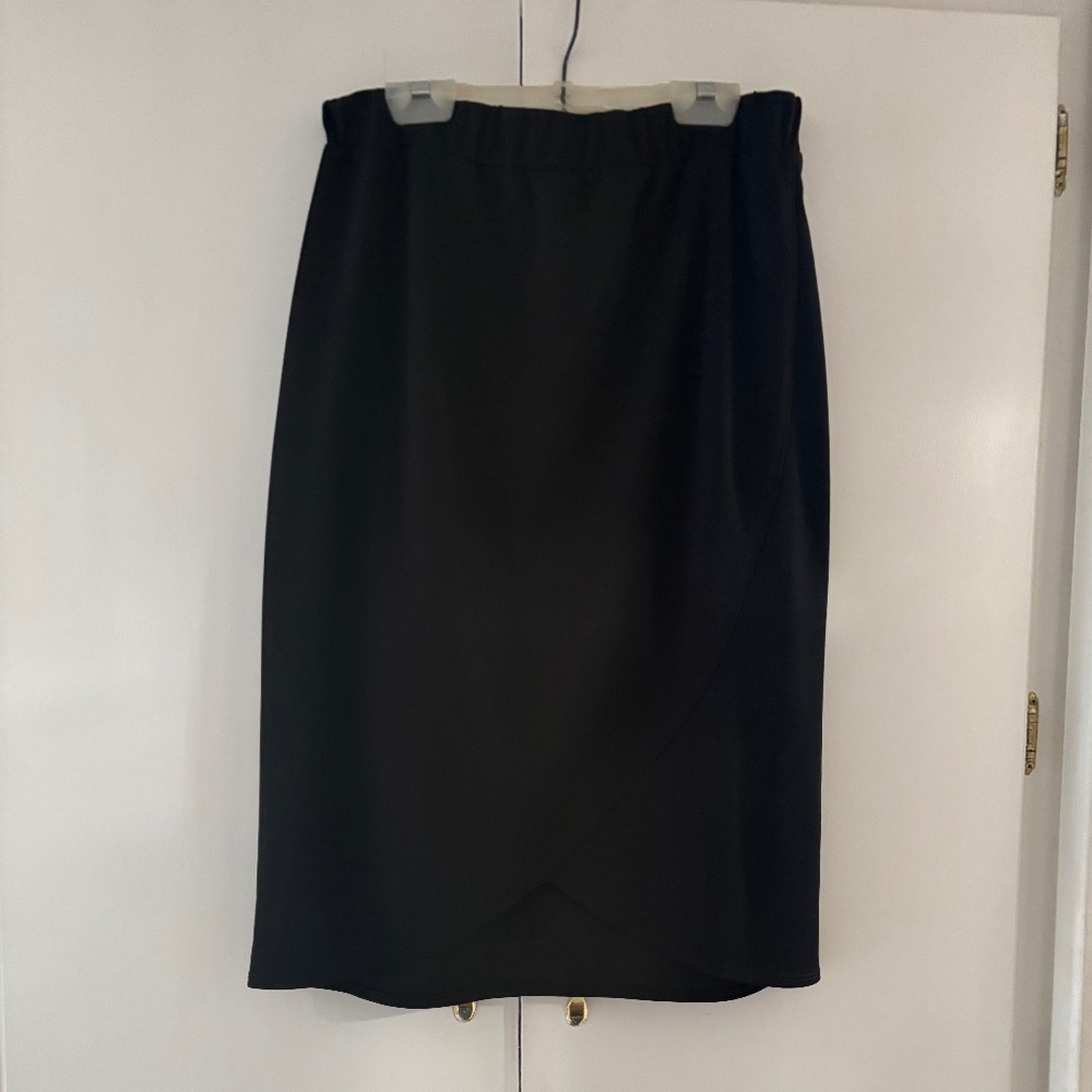 TULIP HEM SKIRT